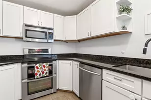 2040 13th Ave W, Seattle, WA 98119 - Photo 12