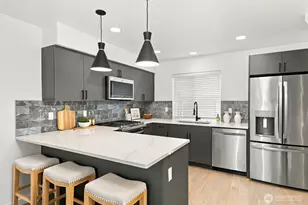 3843 Woodlawn Ave N, Seattle, WA 98103 - Photo 8