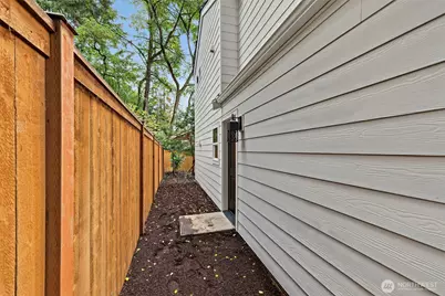 14049 1st Avenue NW, Seattle, WA 98177 - Photo 22