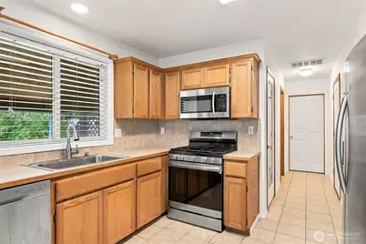 3723 185th Street Ct E, Tacoma, WA 98446 - Photo 12