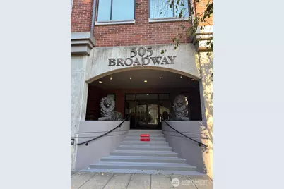 505 Broadway #410, Tacoma, WA 98402 - Photo 2