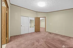 210 E Trudder Ln, Union, WA 98592 - Photo 14
