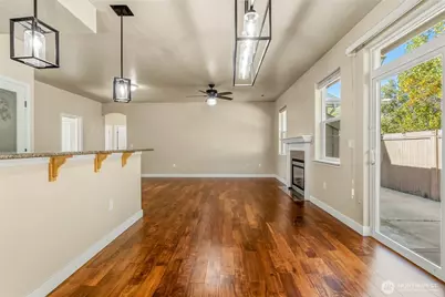 403 SE 3rd Street, College Place, WA 99324 - Photo 8