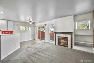 10030 Holly Dr, Everett, WA 98204 - Photo 12