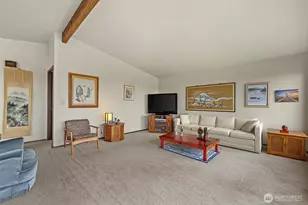 625 Sunnyside Blvd, Lake Stevens, WA 98258 - Photo 6