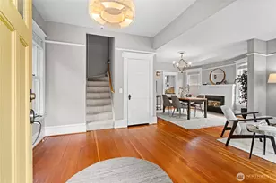 1824 8th Ave W, Seattle, WA 98119 - Photo 4
