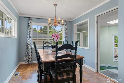 630 N Constitution Avenue, Bremerton, WA 98312 - Photo 10