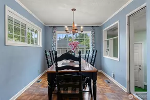 630 N Constitution Ave, Bremerton, WA 98312 - Photo 8