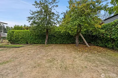 630 N Constitution Avenue, Bremerton, WA 98312 - Photo 32