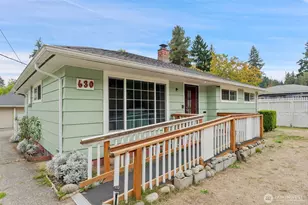 630 N Constitution Ave, Bremerton, WA 98312 - Photo 2