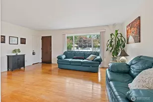 630 N Constitution Ave, Bremerton, WA 98312 - Photo 6