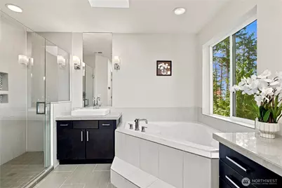 837 206th Ave NE, Sammamish, WA 98074 - Photo 18