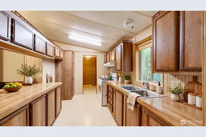 10541 Fairview Boulevard SW, Port Orchard, WA 98367 - Photo 6