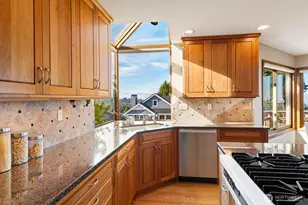 720 9th Ave S, Edmonds, WA 98020 - Photo 8
