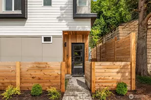 2456 55th Ave SW, Seattle, WA 98116 - Photo 2