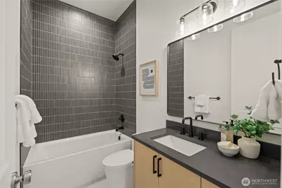 16654 NE 12th Street, Bellevue, WA 98008 - Photo 36