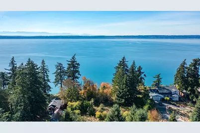 1701 B Clarence Avenue, Stanwood, WA 98292 - Photo 2