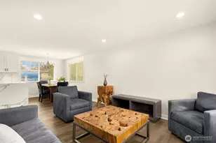 5306 26th Ave S, Seattle, WA 98118 - Photo 2