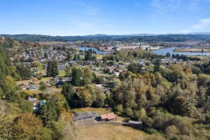 1120 Lombard St, Raymond, WA 98577 - Photo 38