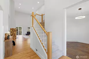 2445 W 10th St, Washougal, WA 98671 - Photo 6