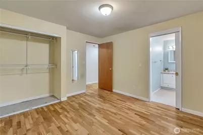 16325 SE 27th Street, Bellevue, WA 98008 - Photo 18