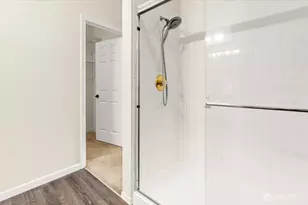 17426 Bothell Way NE, Bothell, WA 98011 - Photo 24