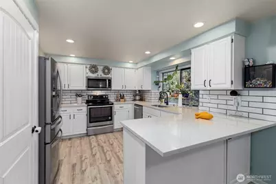 14205 Crown Point Place NW, Silverdale, WA 98383 - Photo 8