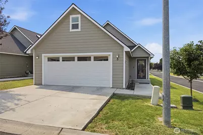 123 E 9th Avenue #8, Moses Lake, WA 98837 - Photo 4
