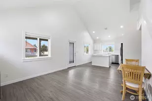 123 E 9th Ave, Moses Lake, WA 98837 - Photo 12