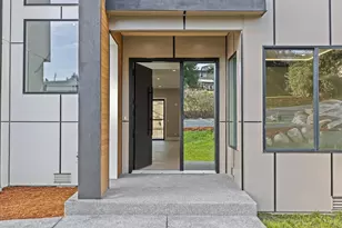 20921 1st Pl S, Des Moines, WA 98198 - Photo 2