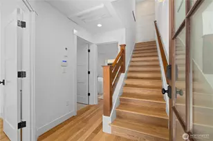 270 Fulton St, Seattle, WA 98109 - Photo 4