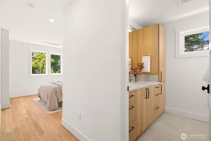 270 Fulton St, Seattle, WA 98109 - Photo 20