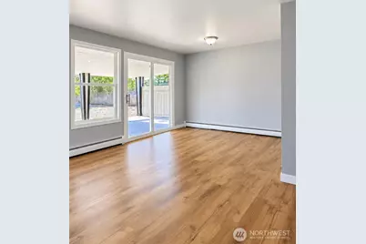 221 Loring Drive, Moses Lake, WA 98837 - Photo 8
