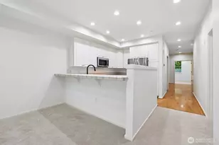 1805 134th Ave SE, Bellevue, WA 98005 - Photo 10