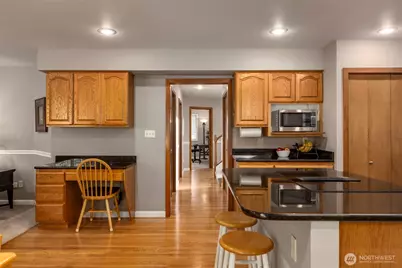 19318 SE 328th Place, Kent, WA 98042 - Photo 14