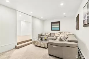 4049 40th Ave SW, Seattle, WA 98116 - Photo 24