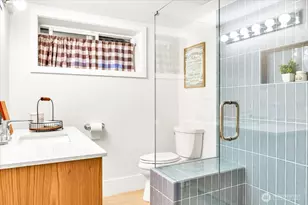4049 40th Ave SW, Seattle, WA 98116 - Photo 20
