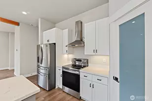 9917 McKinley Ave E, Tacoma, WA 98445 - Photo 16