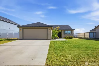 715 S Rees Street, Moses Lake, WA 98837 - Photo 1