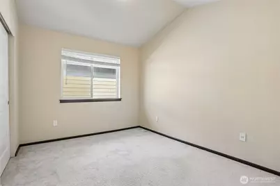 19627 1st Avenue SE, Bothell, WA 98012 - Photo 18