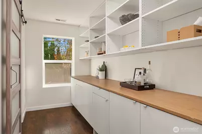9404 Templeton Avenue SE, Snoqualmie, WA 98065 - Photo 16