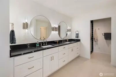 10000 Meydenbauer Way SE #5, Bellevue, WA 98004 - Photo 28