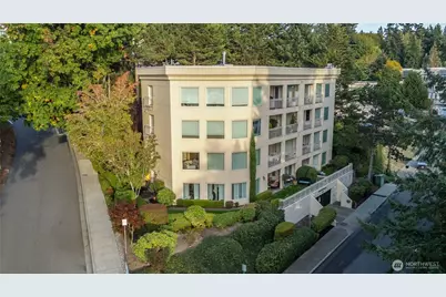 10000 Meydenbauer Way SE #5, Bellevue, WA 98004 - Photo 2