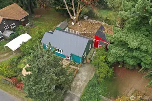 923 S Bay Rd NE, Olympia, WA 98506 - Photo 1