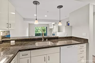 1 Broadway #103, Tacoma, WA 98402 - Photo 4