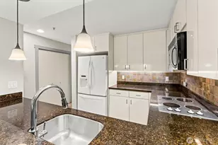 1 Broadway, Tacoma, WA 98402 - Photo 2