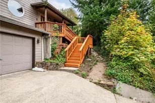217 Nevada Dr, Longview, WA 98632 - Photo 2