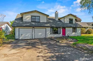 117 Manteca, Kelso, WA 98626 - Photo 2