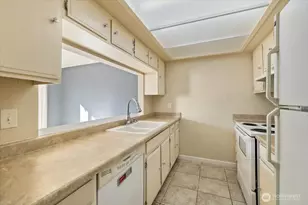6703 204th St SW, Lynnwood, WA 98036 - Photo 12
