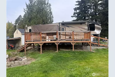 414 Noble Street Ct, Hamilton, WA 98255 - Photo 1